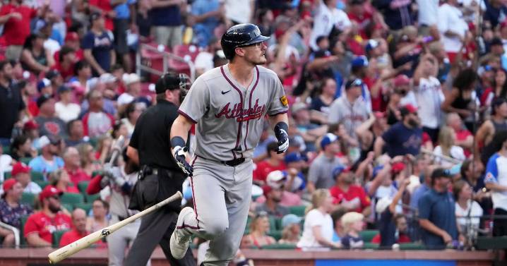 Braves’ Sean Murphy undergoing hip surgery, out for rest of season