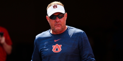 Oklahoma pummels Auburn, sacks Jackson Arnold 10 times in victory