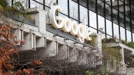 Alphabet, matriz de Google, supera los tres billones de dólares de capitalización bursátil