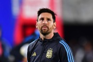 Llanto, ovación y un golazo: la emotiva noche de Lionel Messi en su último partido oficial en Argentina