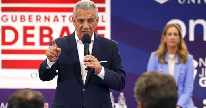 New Jersey governor hopefuls split on forcing school districts to merge