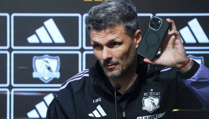 Las cinco sorpresas de Fernando Ortiz para su debut con Colo Colo en la Supercopa