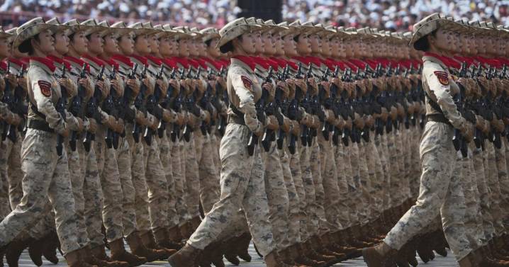 China exhibe poderío militar en desfile por el 80mo aniversario del fin de la Segunda Guerra Mundia