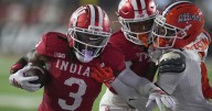 No. 19 Indiana takes control quickly and overwhelms No. 9 Illinois in 63