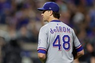 Jacob deGrom gets present in Citi Field return: a 6-run lead before throwing his first pitch