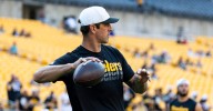Aaron Rodgers named Steelers captain