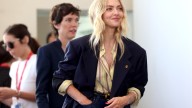 Amanda Seyfried rompe en llanto con ovación de 15 minutos en el Festival de Venecia