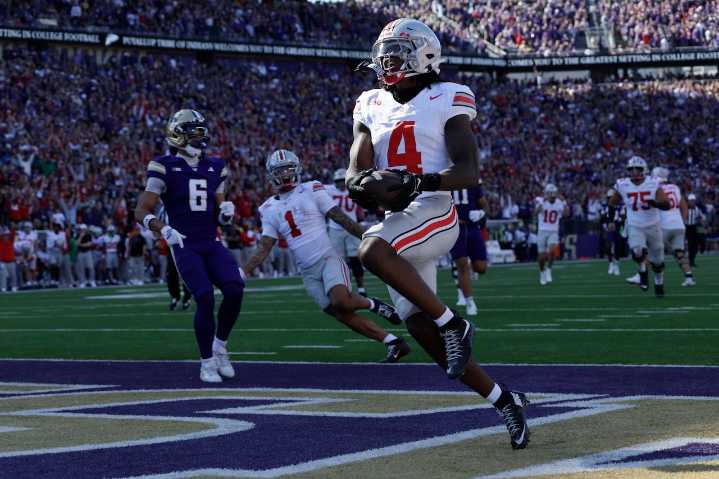 Buckeyes take down Washington in first Big Ten battle of the season, 24