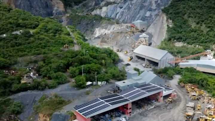 Mueren Dos Trabajadores Sepultados tras Deslave en Pedrera en Allende, Nuevo León