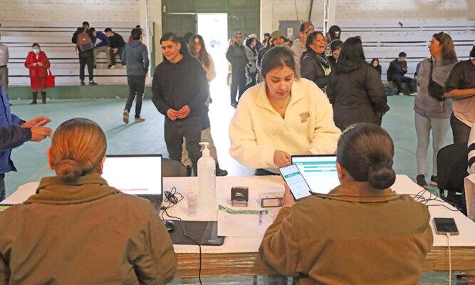 Hasta $103 mil por no ir a votar