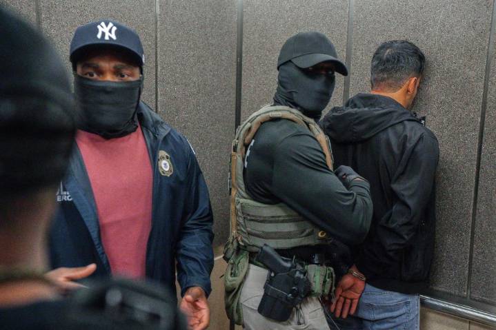 Amid growing backlash to masked ICE agents, San Jose could be the next city to try prohibiting federal agents from concealing their identities