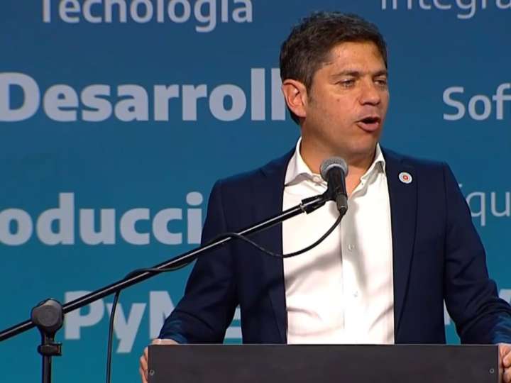 Kicillof trató de "inútiles" a dos economistas de Milei y rechazó que un triunfo del PJ genere más inestabilidad