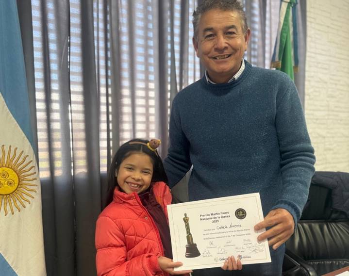 PUERTO VILELAS: Naomi Cañete fue recibida por el intendente Marcelo González.