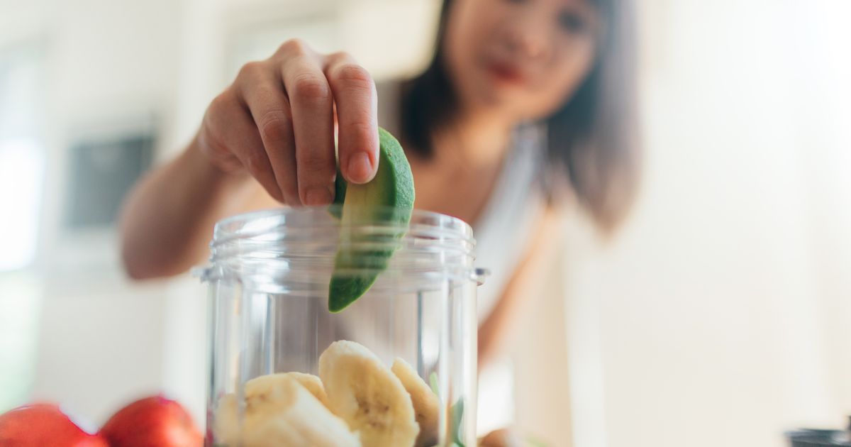 One green vegetable can slash cholesterol this month, nutritionist says