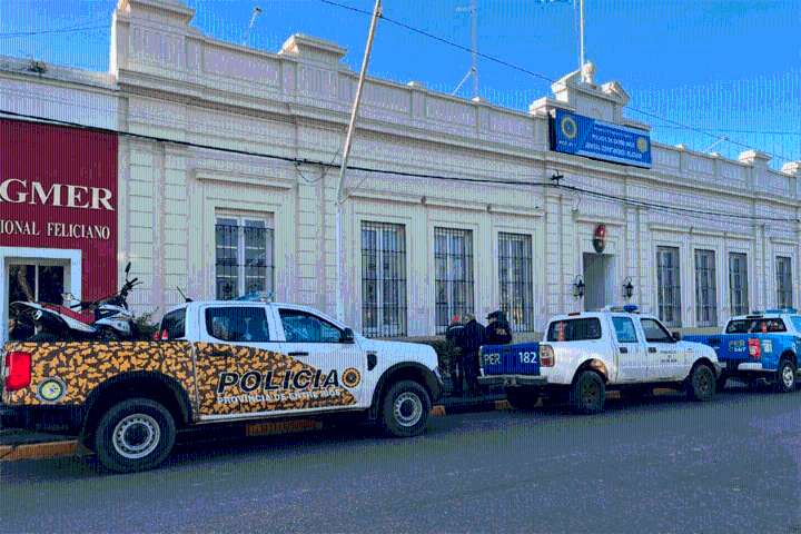 Un policía fue herido de gravedad por un disparo accidental en Feliciano