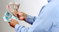 ¿Retiro de AFP o pensión mínima?: Siete millones de afiliados afrontan dura decisión: