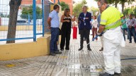 Sanz pone en marcha un plan de choque en los colegios con 70 nuevos trabajadores de Lipasam y la plantación de 281 árboles