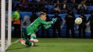 Benedetto erró un penal insólito y Belgrano goleó 3-0 a Newell's por el Torneo Clausura 2025