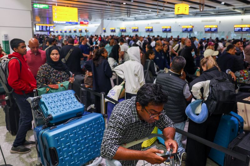 UN aviation gathering opens under shadow of cyberattacks, geopolitical tensions