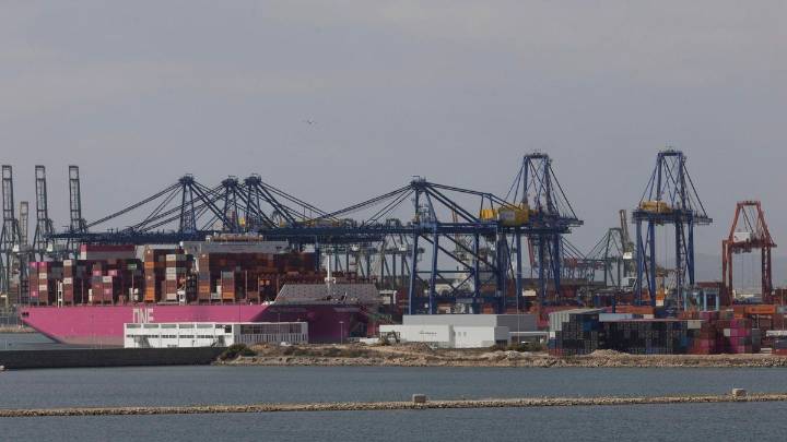 Las compras en el extranjero dejan casi sin superávit la balanza comercial de la Comunitat Valenciana