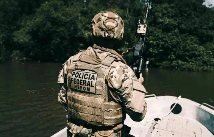 Cazas brasileños interceptaron aeronave procedente de Venezuela con 380 kilos de droga