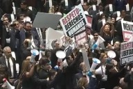 Paró PRI sesión casi  20 min. con sirenas  en megáfonos