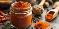 Oro anaranjado en polvo: la especia contra el colesterol, rica en calcio para los huesos y que previene el cáncer