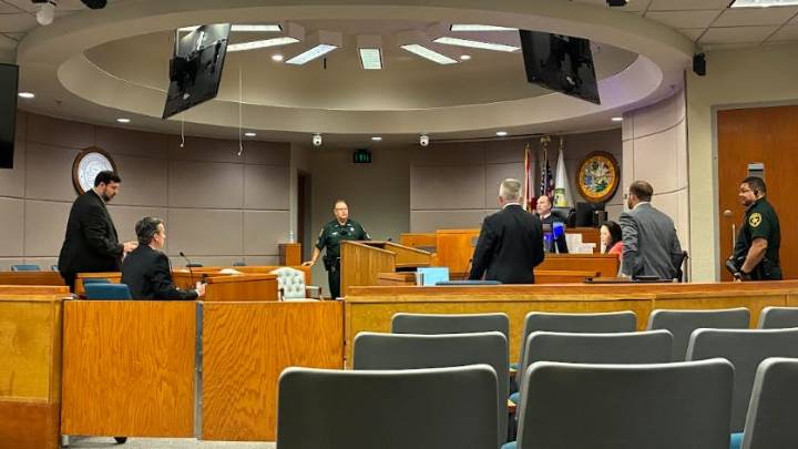 Trial of former Marion deputy accused of killing girlfriend begins