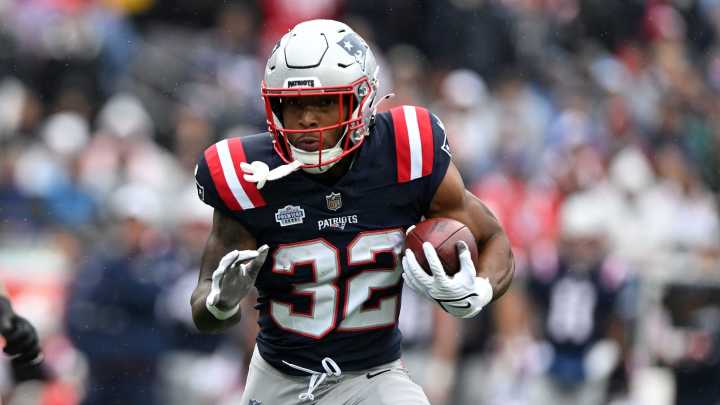 Will TreVeyon Henderson be New England Patriots' top running back?