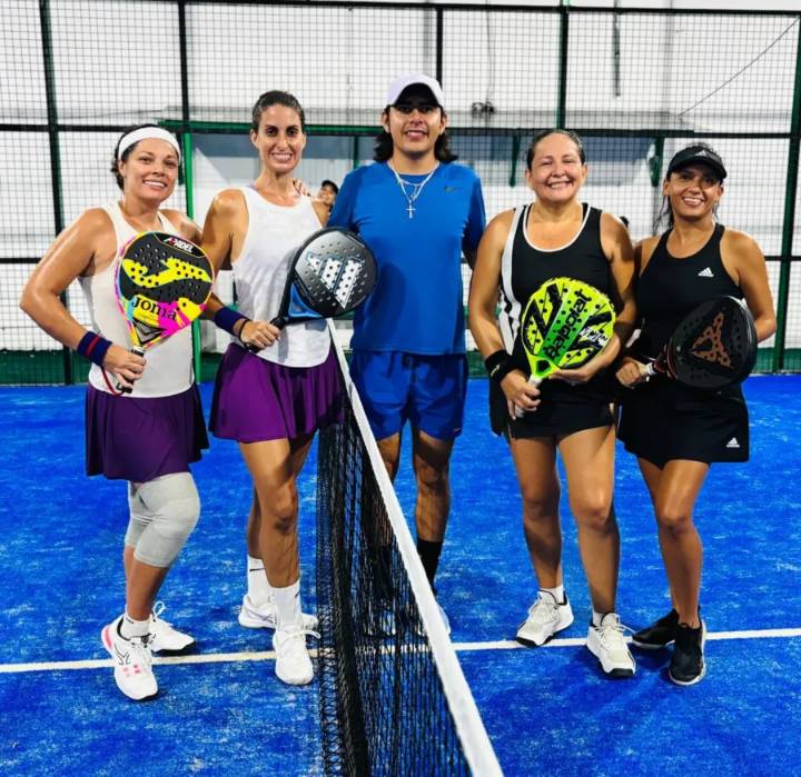 Daniela Solorzono y Gabriela Vanesa se coronan campeonas del Torneo Femenil de Prime Padel Arena Cancún