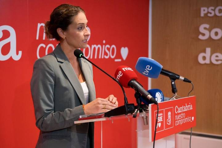 El PSOE lamenta que el PRC "ponga en la misma balanza" a socialistas y populares respecto al polígono de La Vega