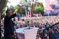 La oposición socialdemócrata turca reúne a miles de personas contra el "autócrata" Erdogan