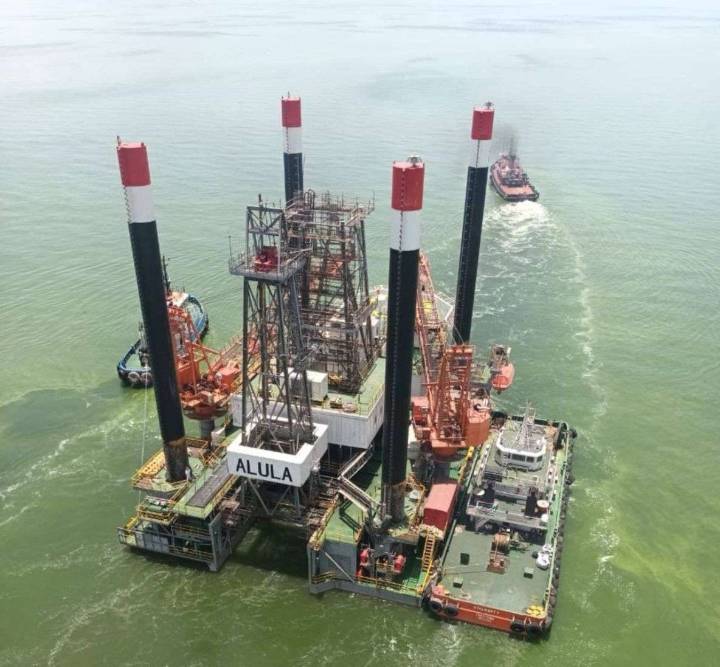 Llega a Venezuela plataforma petrolera flotante para proyecto de China Concord