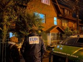 Brutal parricidio en Chiguayante: Madre disparó a dos hijos y escapó sin rumbo conocido