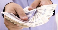 Six banks offer up to £175 free cash in new switching deals