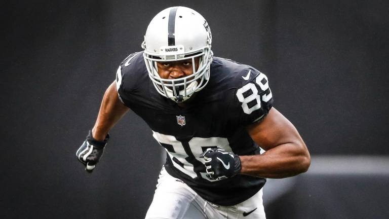 Amari Cooper anuncia su retiro de la NFL tras 10 temporadas y más de 10 mil yardas