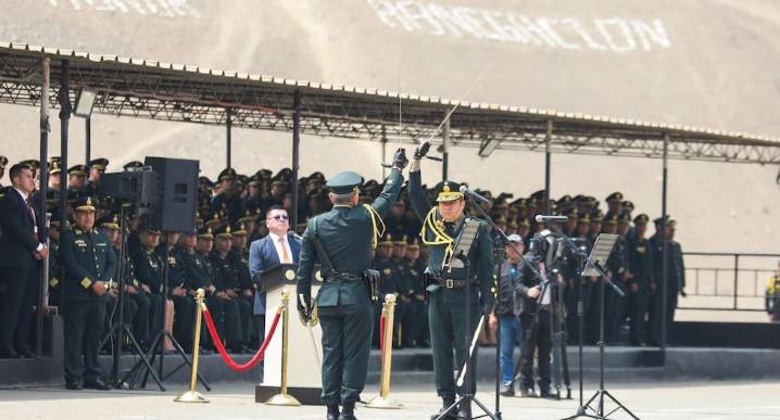 Gral. Óscar Arriola es el nuevo Comandante General de la Policía Nacional del Perú últimas