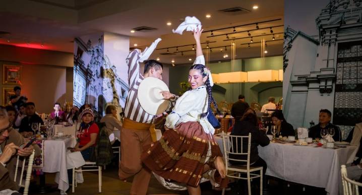 “Raíces del Alma”: espectáculo inmersivo que une gastronomía y danzas peruanas