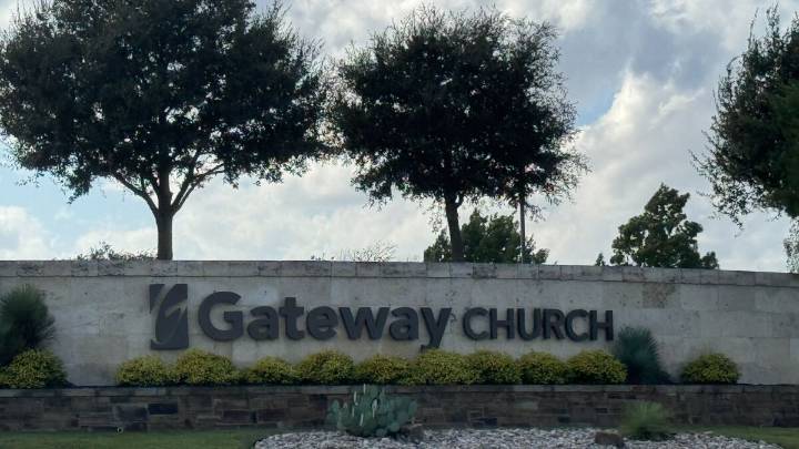 Judge denies Gateway Church, Robert Morris' requests to be dismissed from financial fraud lawsuit