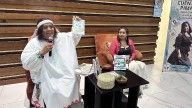 Presentan colección trilingüe de cuentos infantiles para preservar la lengua pima en Chihuahua