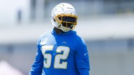 Report: Khaliil Mack is expected to miss a few weeks with dislocated elbow