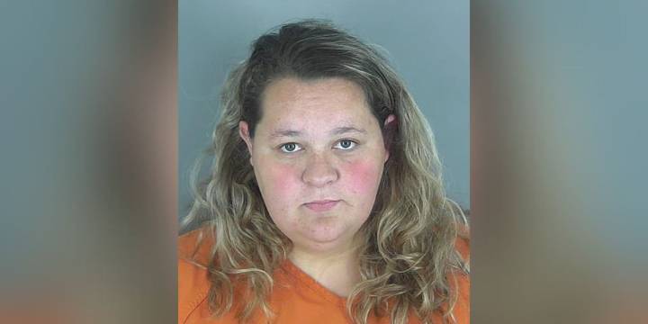 Wellford woman pleads guilty to repeatedly abusing 8