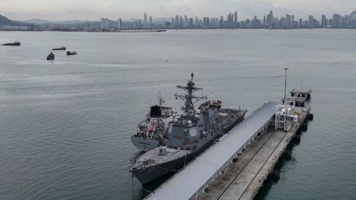 Trump denunció que aviones militares de Venezuela sobrevolaron un buque de EE.UU: la dura advertencia