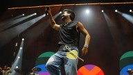 Camilo enamora Valencia con un concierto único en el Roig Arena