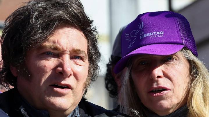 Milei prepara cambios en el Gobierno y podría anunciarlos antes de octubre: la sombra de los audios y la pelea con Santiago Caputo