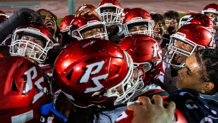 Palm Springs scores 61 points as offense clicks in win over Coachella Valley