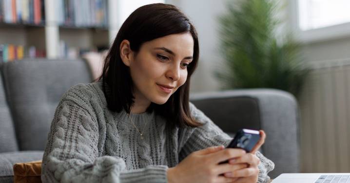 UK households warned to charge mobile phones before the weekend for one reason
