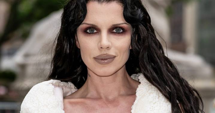 Julia Fox Was Nearly Topless For Her New 'Grazia' Magazine Cover
