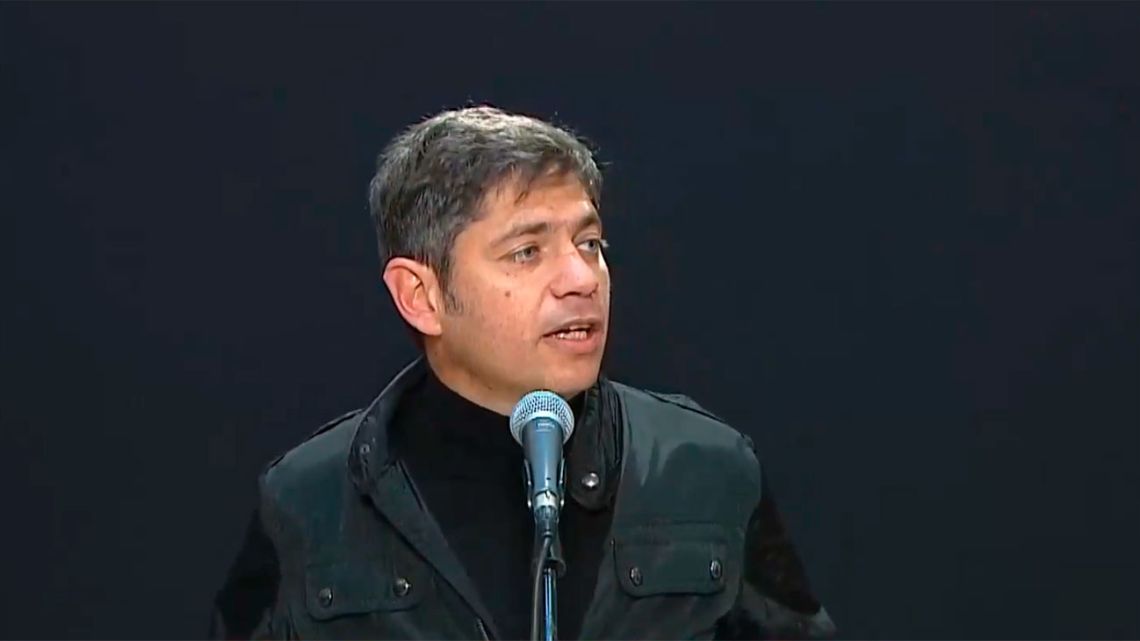 Kicillof dijo que sigue esperando el llamado de Milei: "Que se baje del pedestal"