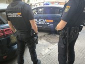 Detenidos dos jóvenes tras asaltar un concesionario y robar llaves de coches en Palma